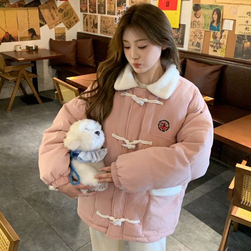 Actual shot of short down jacket for women in winter new style thickened sweet princess style lamb hair horn button coat for small people