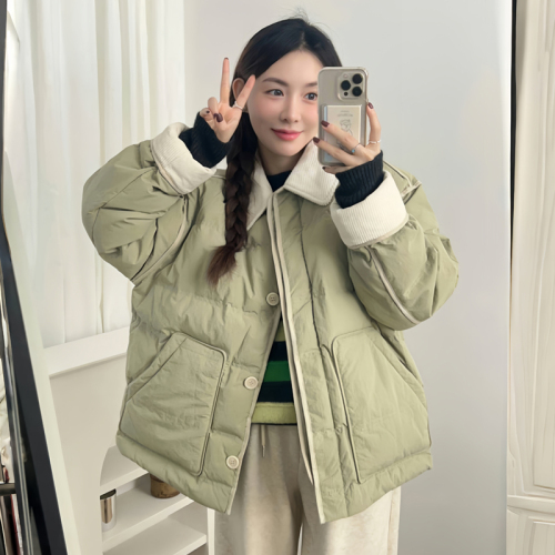 Short cotton-padded clothes for women in winter 2024 new cotton-padded jackets, high-end and super good-looking, plus velvet and thickening for small people