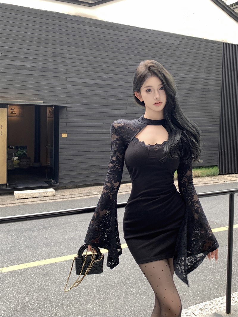 實拍 黑色針織連衣裙拼接蕾絲喇叭袖修身收腰顯瘦包臀裙子