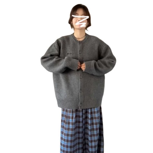 Lazy and high-end gray round neck sweater jacket for women autumn and winter 2024 new loose casual knitted cardigan top