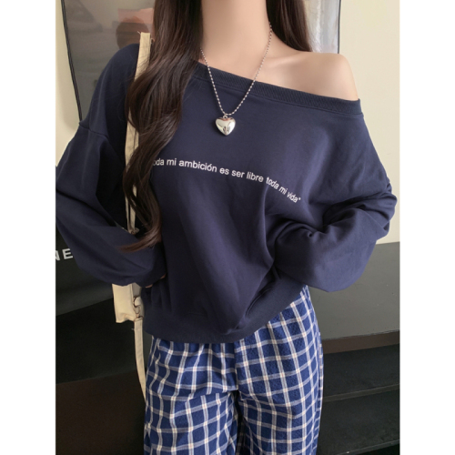 6067# Real shot Chinese cotton composite slant collar off-shoulder hooded sweatshirt for women with bateau collar print