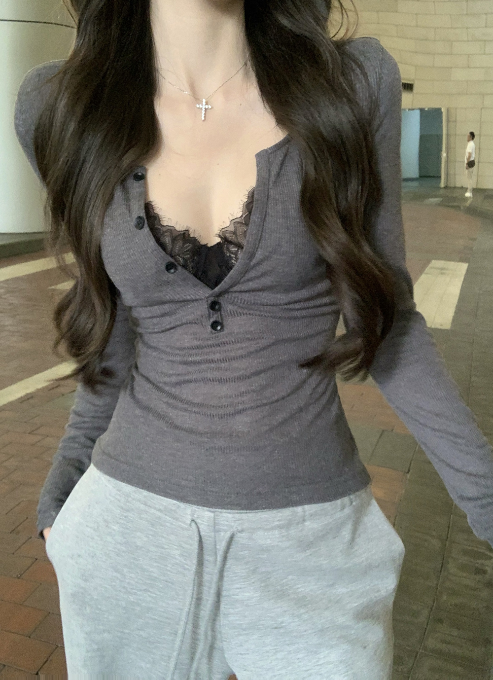 Photographed New V-neck Lace Splicing T-shirt Slimming Two-piece Knit Top for Women