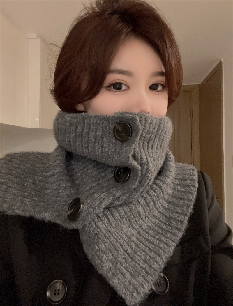 Real shot of imitation cashmere neck scarf, versatile hat and neck cover, cold-proof and warm neck protection knitted shawl