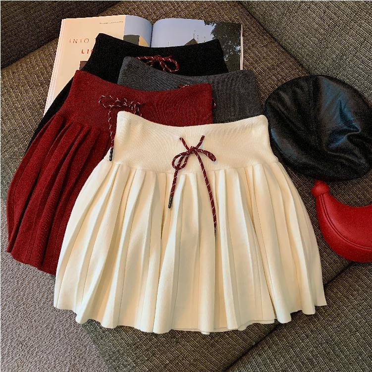 Real shot of autumn and winter retro high-waisted drawstring knitted skirt