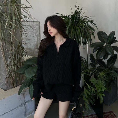 Korean style lazy style high-end twist sweater loose knitted sweater top shorts autumn and winter gentle style two-piece set for women