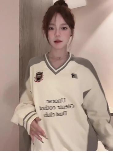 Korean chic American badge v-neck jersey style contrasting color splicing sweatshirt for women spring and autumn new sports loose long sleeves