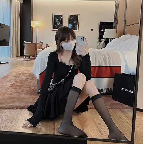 French Sexy Hot Girl Pure Desire Square Neck Collarbone Long Sleeve Dress Women's Autumn New Small Waist Short Skirt