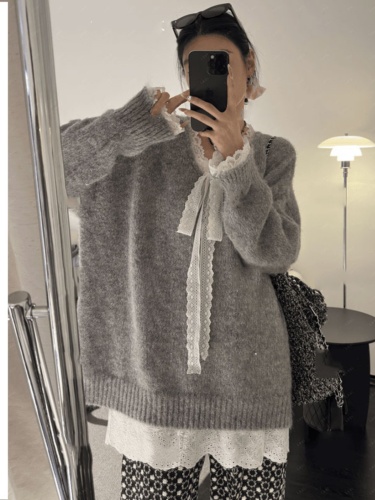 Gray V-neck long-sleeved soft waxy pullover sweater for women in autumn and winter, loose and lazy style, high-end thickened knitted top