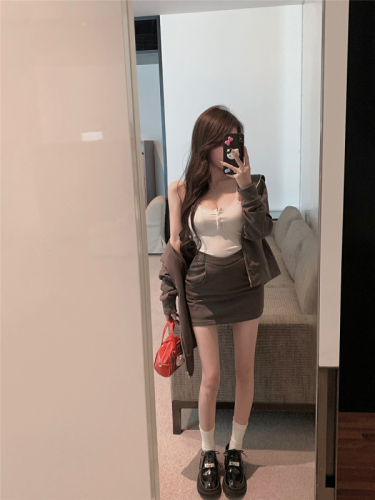 Real shot!  Korean long-sleeved hooded sweatshirt suit women's jacket hip-covering skirt two-piece set