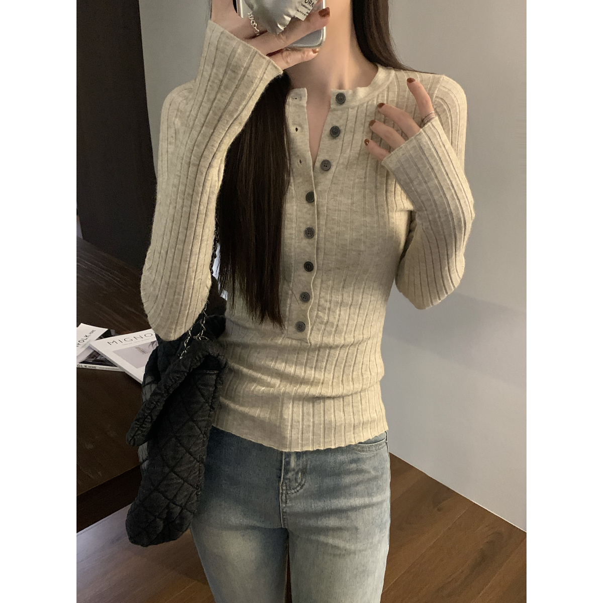 Photographed Korean-style slimming temperament button-hole strip versatile Andy wool knitted long-sleeved base top