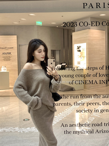 He Chenxi miu style lazy pure desire contains 30 wool one-shoulder sweater long and short skirt knitted suit for women