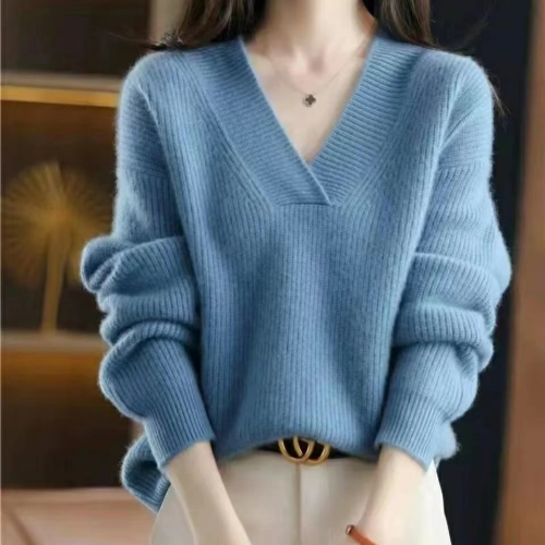 New autumn and winter cashmere sweaters for women, loose thickened V-neck sweaters, Korean style lazy style wool sweaters