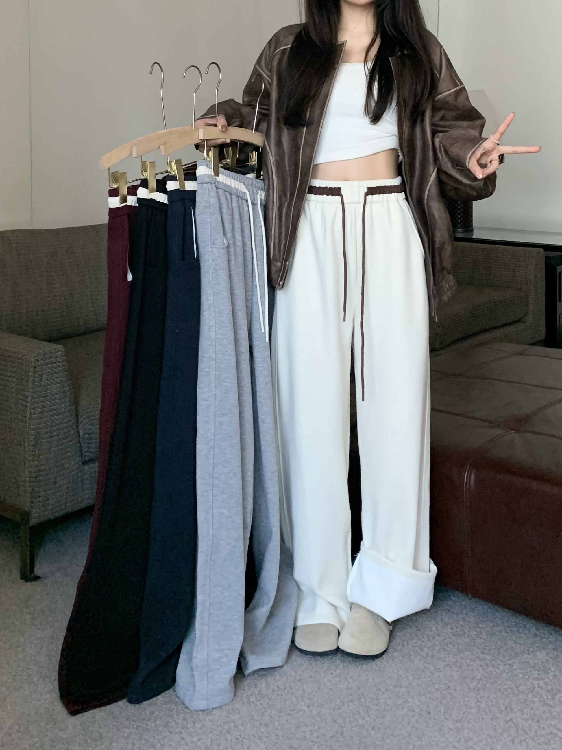 Photographed~ Fleece-lined and thickened fashionable casual pants, loose and lazy style pants, wide-leg pants