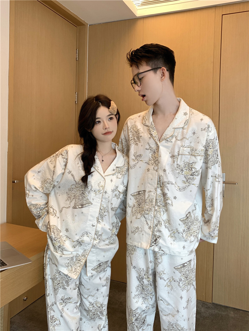 Photographed Korean-style autumn and winter couple's full-cotton fuzzy casual Chinese-style loose outerwear set for home use