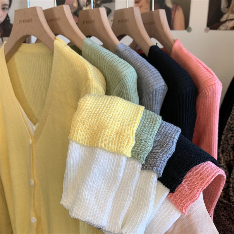 Real shot real autumn and winter new fake two-piece long-sleeved cardigan knitted jacket for women