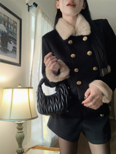 Actual shot ~ New winter thickened short cotton jacket, straight, loose, slim, fragrant lapel woolen jacket