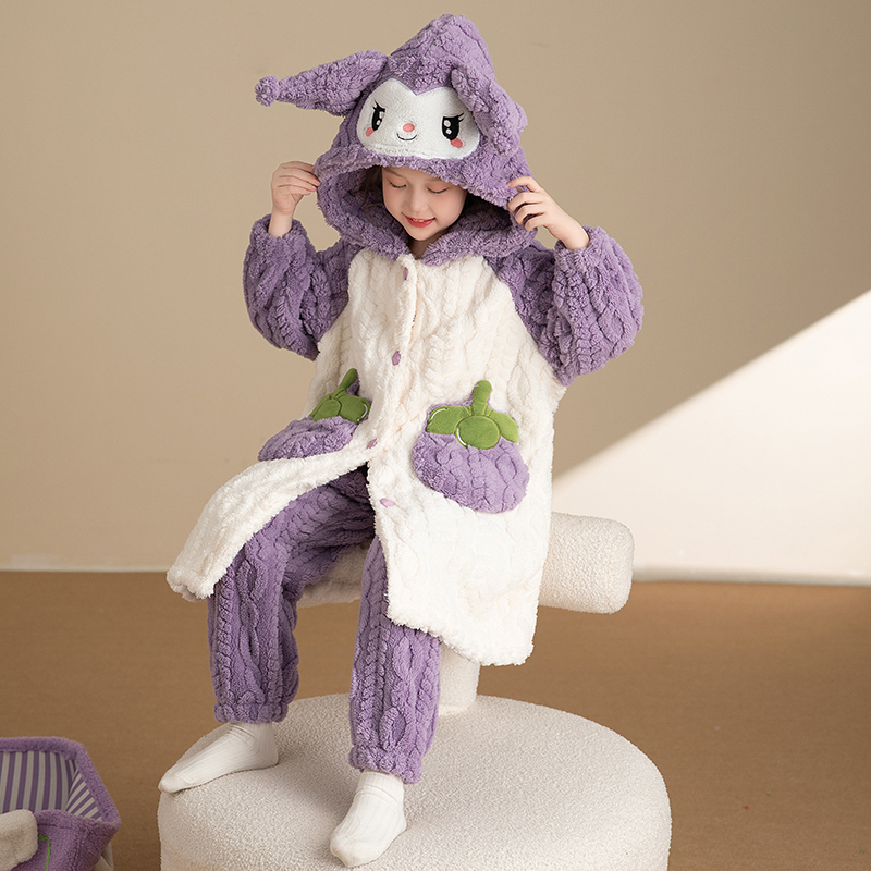 Real shot of children's pajamas, autumn and winter velvet thickened pajamas, flannel, medium and large girls' warm coral velvet suit