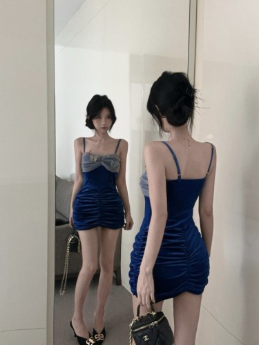 实拍~丝绒蓝色辣妹丝绒紧身包臀吊带礼服性感连衣裙女