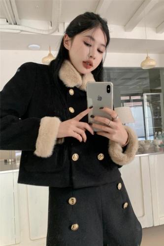 Actual shot ~ New winter thickened short cotton jacket, straight, loose, slim, fragrant lapel woolen jacket