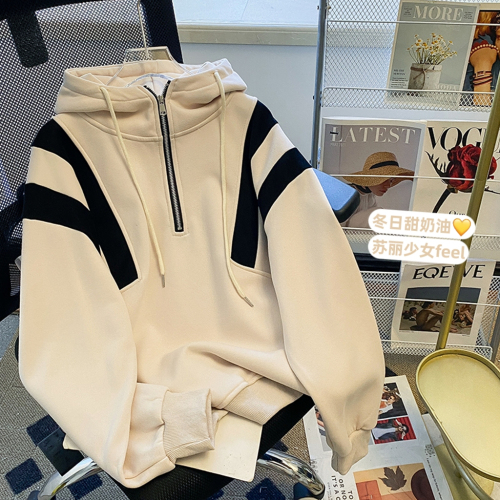 Real shot of Chinese cotton composite 400g sweatshirt for women in autumn and winter plus velvet thickened hooded thermal top plus size women's clothing