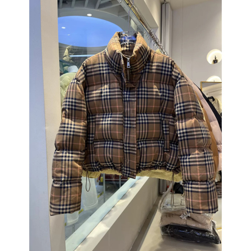 Korean style short down jacket for women 2024 winter new style small man jacket thickened white duck down Korean style plaid coat