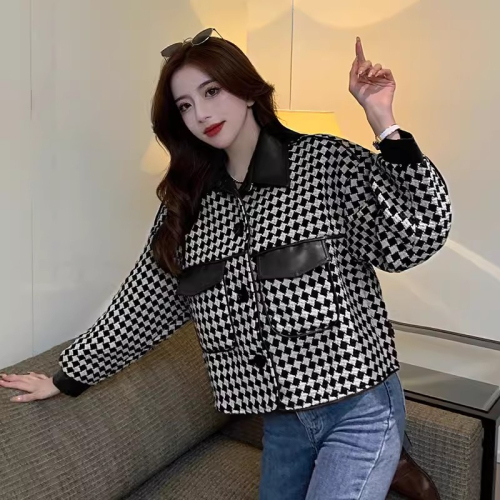 Jacket women's autumn and winter 2024 new retro French houndstooth design splicing short thickened long-sleeved top