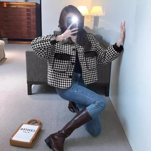 Jacket women's autumn and winter 2024 new retro French houndstooth design splicing short thickened long-sleeved top