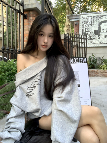 Actual shot ~ Printed hooded one-shoulder design, loose, lazy and versatile sweatshirt for women