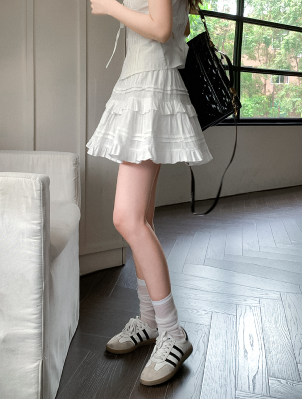 Ballet style sweet white puffy skirt to prevent exposure A-line skirt