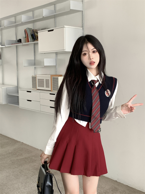 American college style vest suit, Korean sweater uniform, long-sleeved shirt, pleated skirt three-piece set