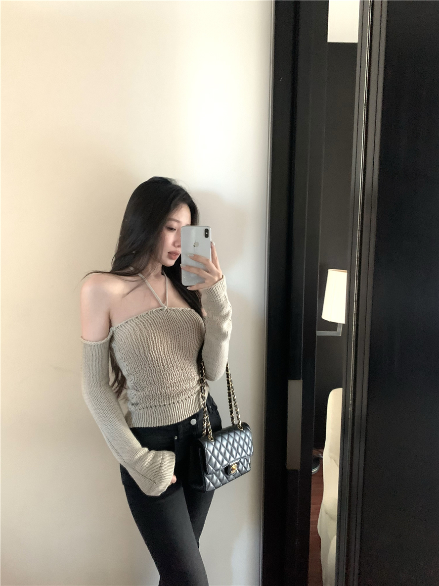 Real shot of sweater women's off-shoulder tube top sleeves slim bottoming top