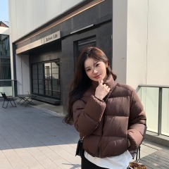 2024 Winter New American Kendall Style Down Jacket Women's Short Fashion Small Stand Collar Bakery Jacket