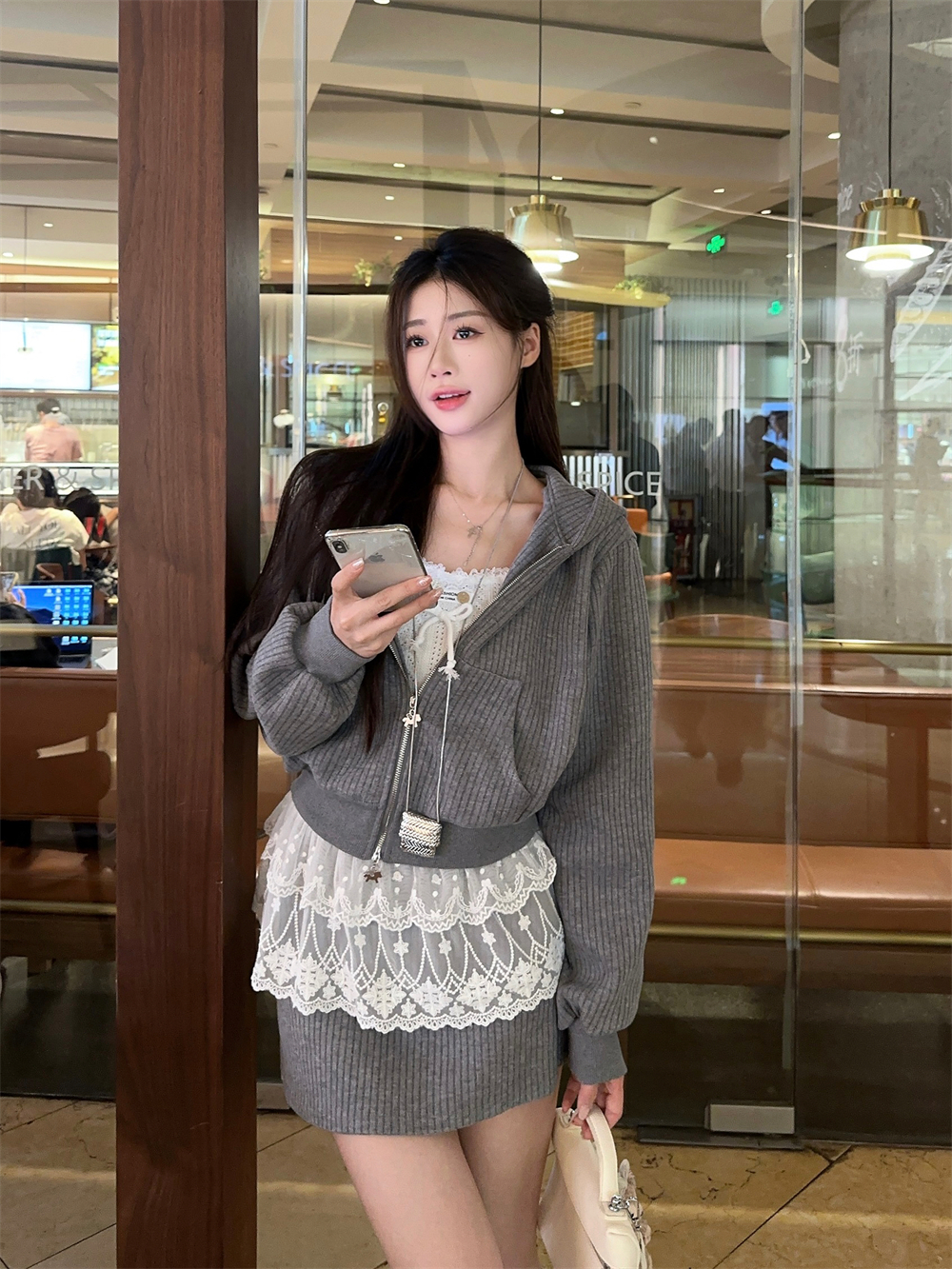 Actual shoot~ Pure desire spicy girl short-sleeve hooded sweatshirt + lace camisole top + high-waisted slimming skirt