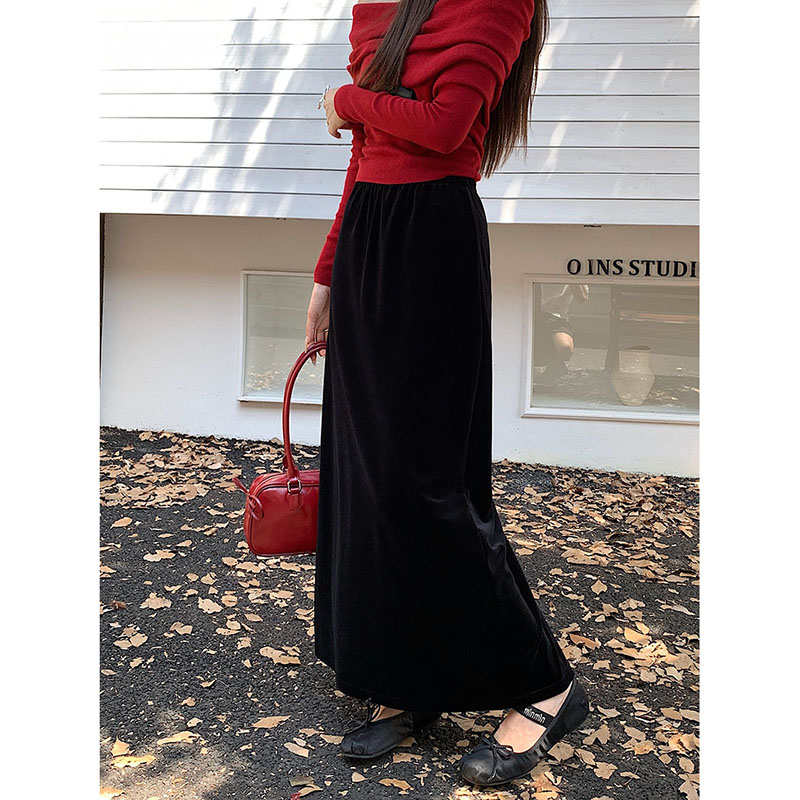 Actual shot ~ New Korean style high-waist slim velvet long skirt with slits at the back, elastic waist, A-line skirt, hip-covering skirt for women