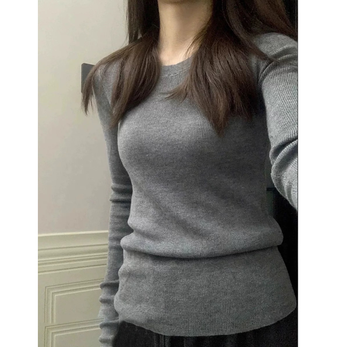 Women's Autumn/Winter 2024 New Design High-End French Style Innerwear Fitted Slimming Knit Top in Grey