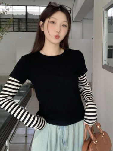 Korean style versatile striped splicing fake two-piece round neck bottoming shirt long-sleeved T-shirt women's autumn and winter new design top