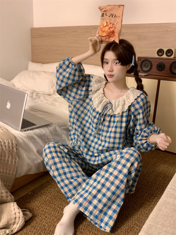 Autumn new blue plaid small flower round neck lace long-sleeved trousers pajama set for women