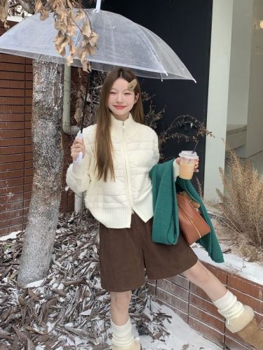 Real shot of three-label stand-up collar short zipper sweater jacket for women French soft waxy knitted cardigan thickened top