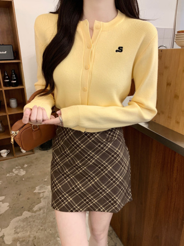 Real shot of core-spun yarn long-sleeved tops knitted sweaters round neck short cardigan jacket bottoming shirt women's autumn and winter warm sweater