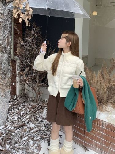 Real shot of three-label stand-up collar short zipper sweater jacket for women French soft waxy knitted cardigan thickened top