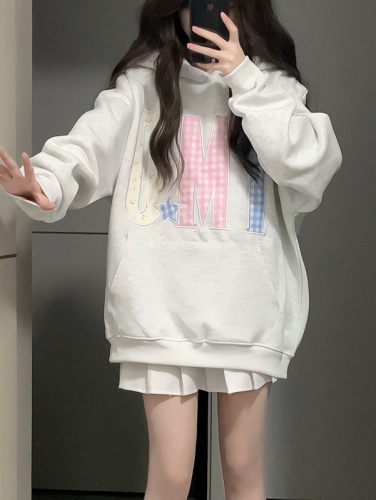 Not a real shot. Autumn new American style lazy chic patch embroidered hooded sweatshirt loose hoodie top