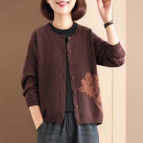 Autumn and winter Korean style large size flesh-covering embroidered cardigan retro casual sweater jacket for women 2024 new style