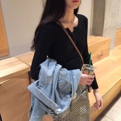 Low-necked sweater for women in autumn and winter. Very scheming top with long-sleeved style and versatile knitted bottoming shirt.