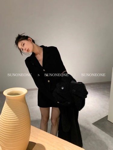 SUNONEONE small fragrance suit women's winter fashion high-end suit jacket temperament age-reducing skirt two-piece set