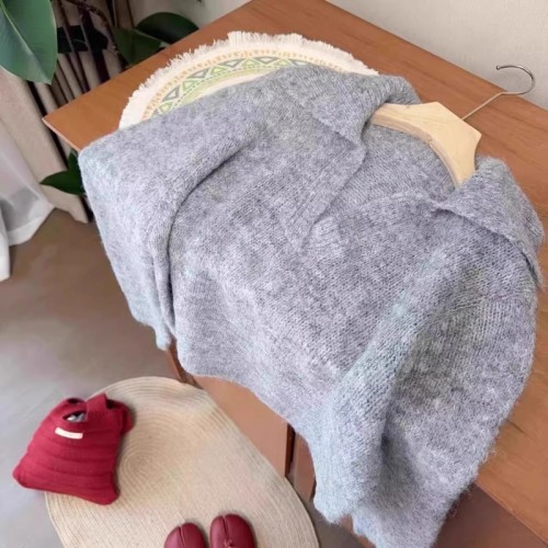 French gentle retro soft and cozy high-end knit sweater for women, autumn and winter loose lazy-style collar casual top