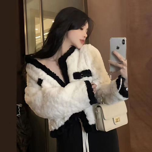 Xiaoxiangfeng Lamb Plush Jacket Women's Autumn and Winter 2024 New Korean Style French Style Loose Slim Cardigan Top