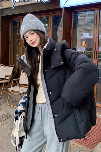 Down jacket for women in winter 2024 new style small short style thickened popular cotton coat