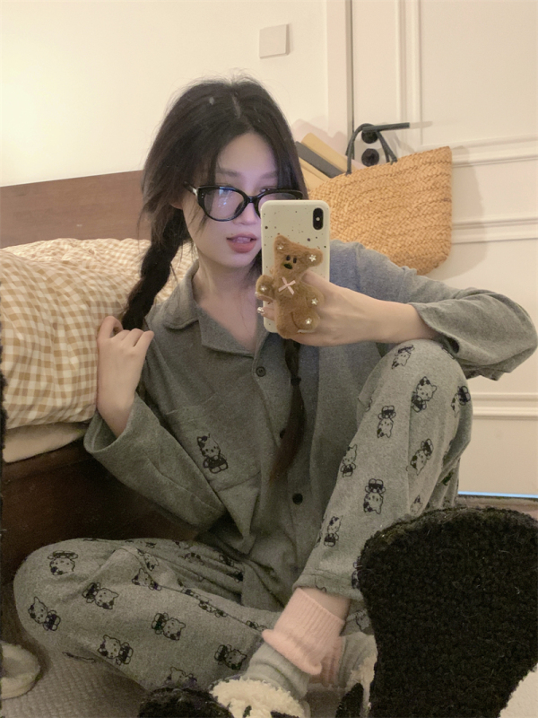 New Korean version of DeRong brushed cartoon cat pajamas set for students to wear at home for women