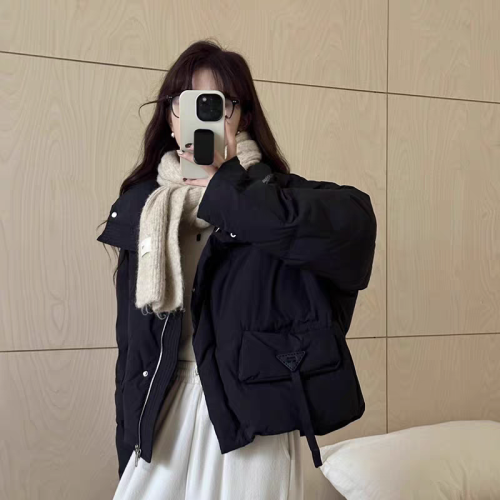 Short bread coat Korean style down jacket for small women thickened stand collar warm casual versatile temperament winter coat