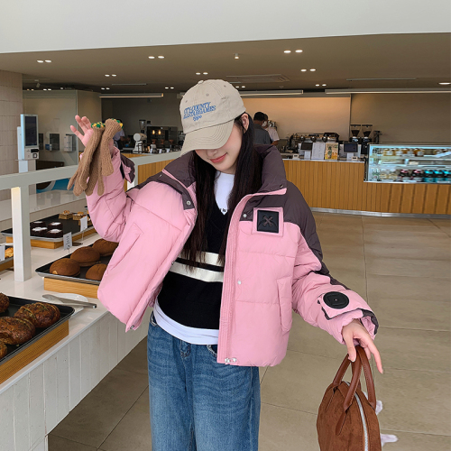 Color-blocked Korean style down-padded jacket for women in winter 2024 new style small short style thickened popular cotton-padded jacket